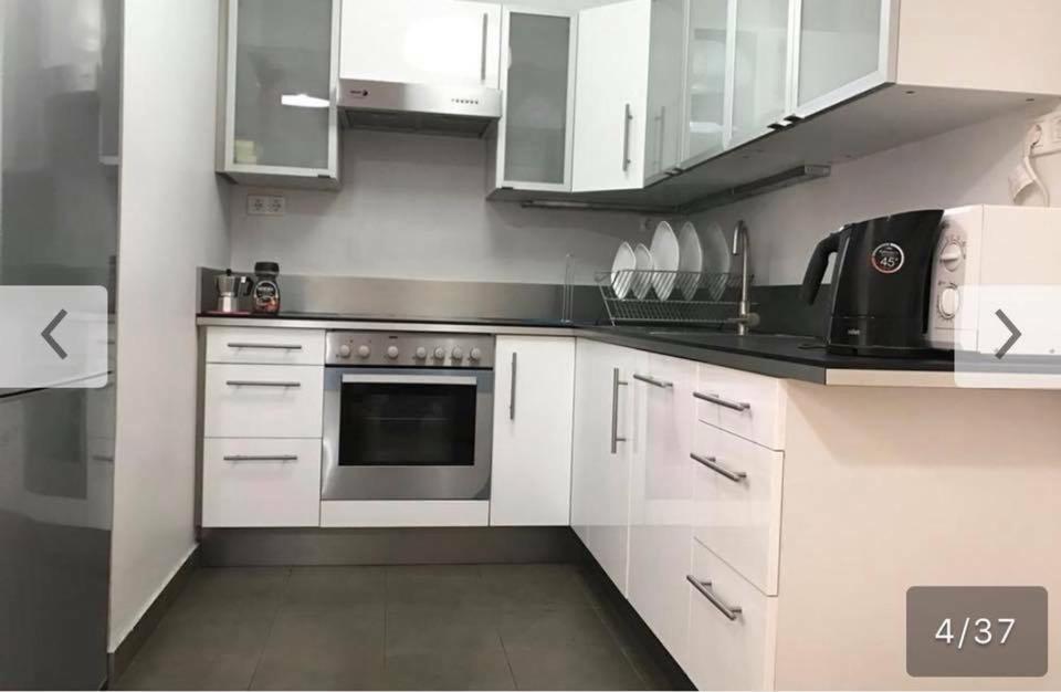 Flatmetro Apartment *